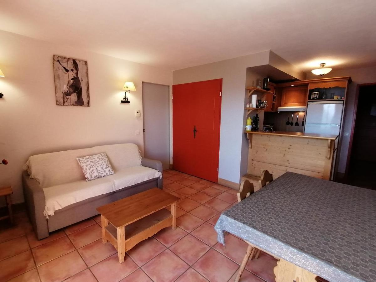 Apartment Hameau Pra Roustan By Godille Pra Loup
