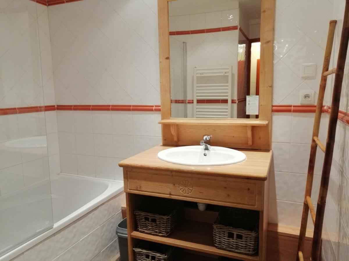 Apartment Hameau Pra Roustan By Godille