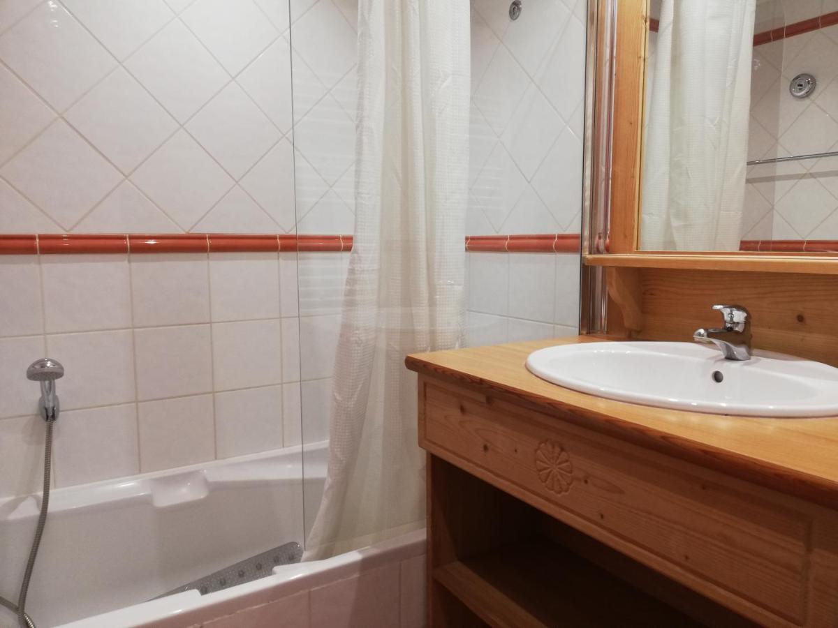 Hameau Pra Roustan By Godille